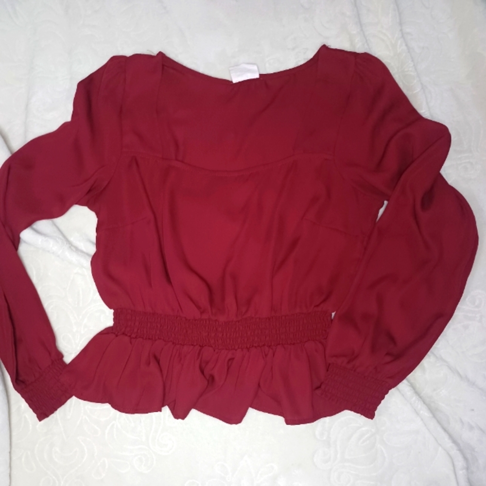 Cute blouse